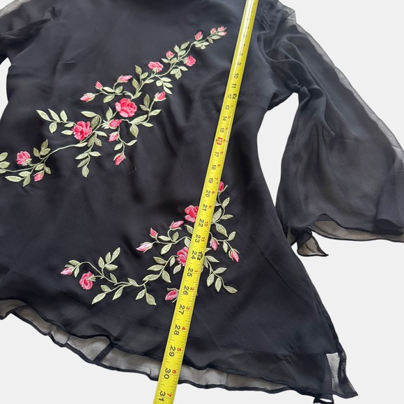 Anne Carson Black 100% Silk Embroidered Rose top XL Whimsigoth Y2K Dark Romance - Picture 6 of 10